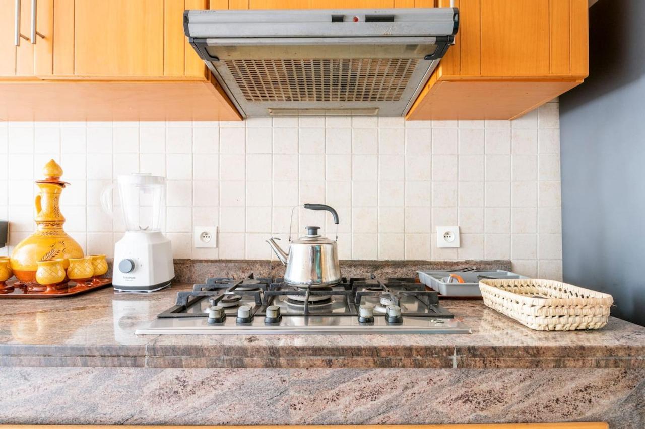 Apartment With Parking In Rabat Central Location Екстериор снимка